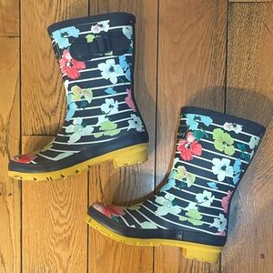 Joules Floral Striped Rain Boots - Navy and Yellow